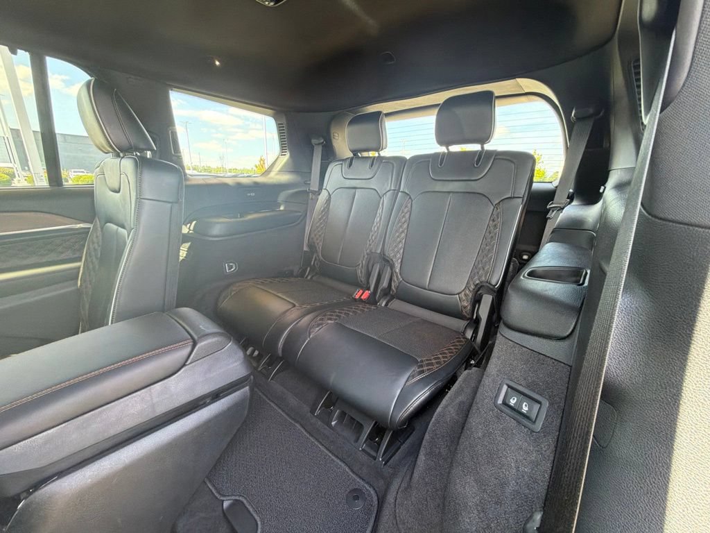Used 2021 Jeep Grand Cherokee L Summit w/ Advanced Protech Group IV AWD/4WD image 29