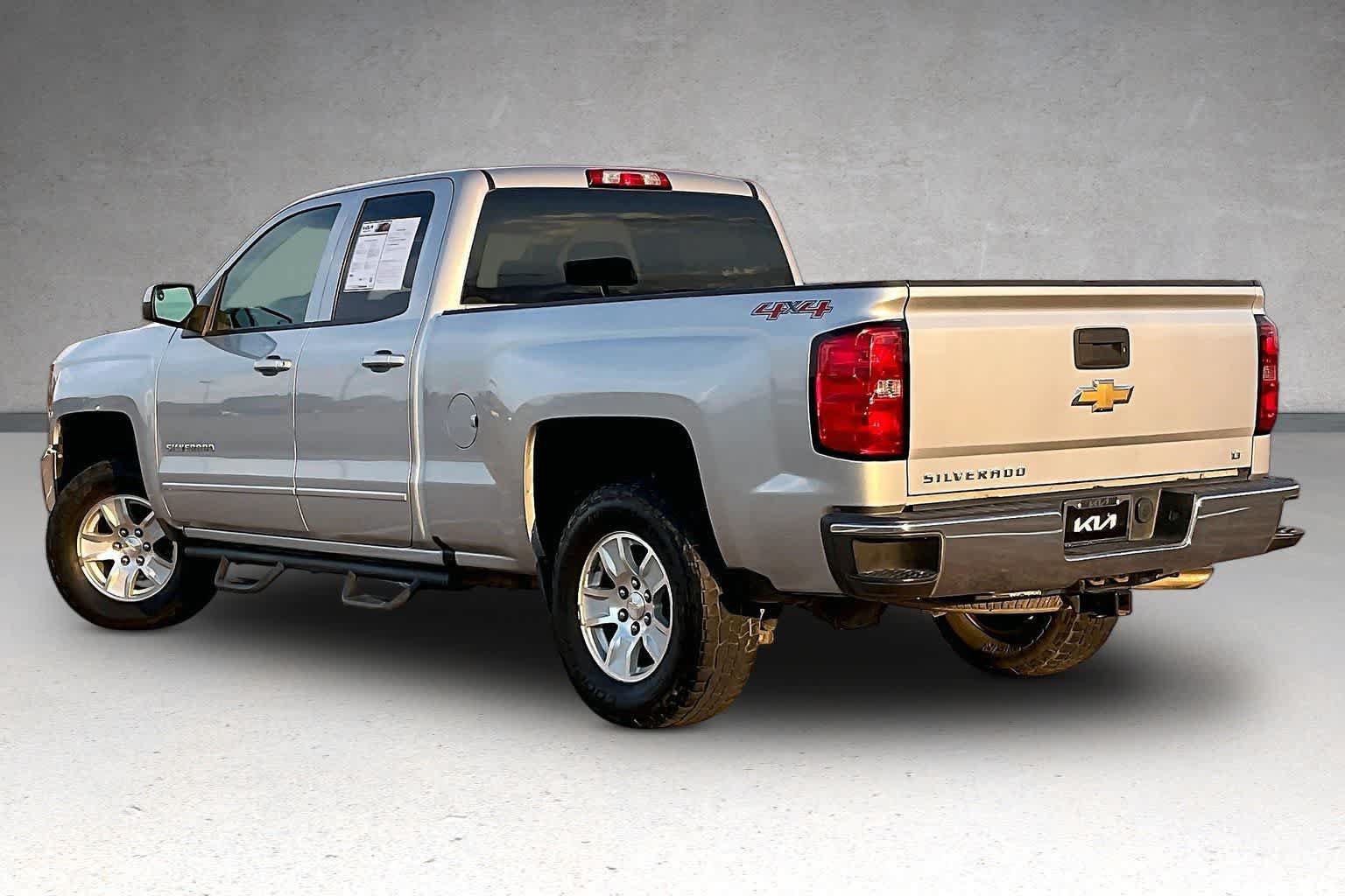 Used 2016 Chevrolet Silverado 1500 LT AWD/4WD image 4