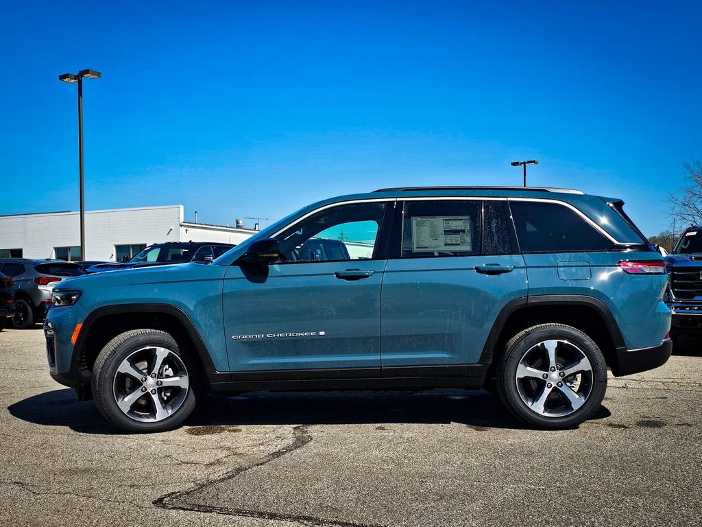 New 2026 Jeep Grand Cherokee Limited AWD/4WD image 6