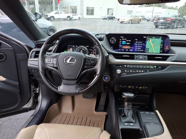Used 2021 Lexus ES 300h Ultra Luxury w/ Accessory Package 2 image 12