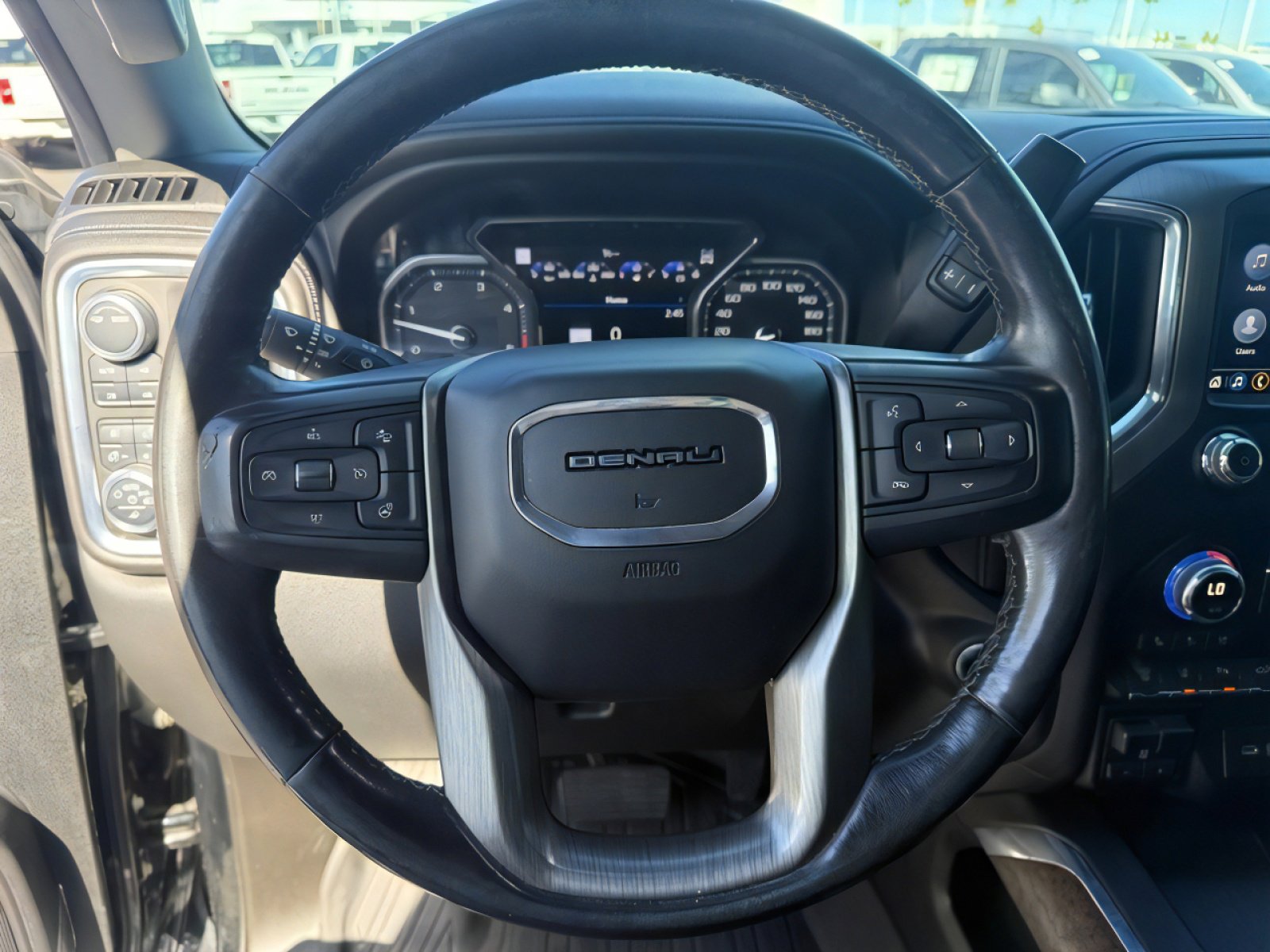 Used 2021 GMC Sierra 2500 Denali w/ Technology Package image 12