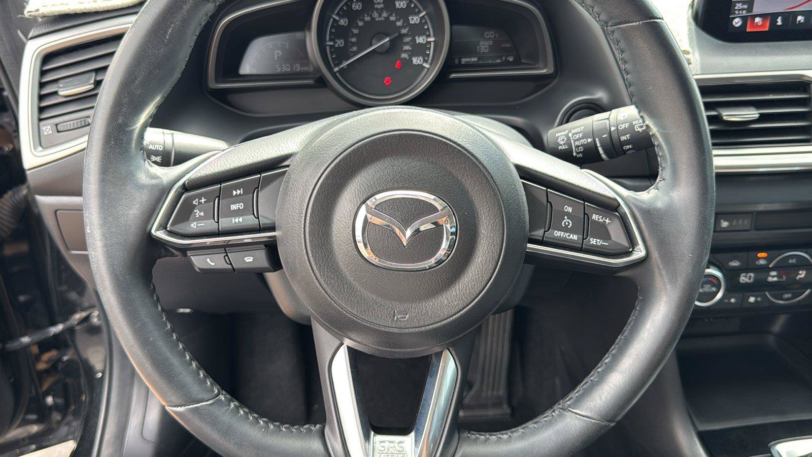 Used 2018 MAZDA MAZDA3 Touring FWD image 12
