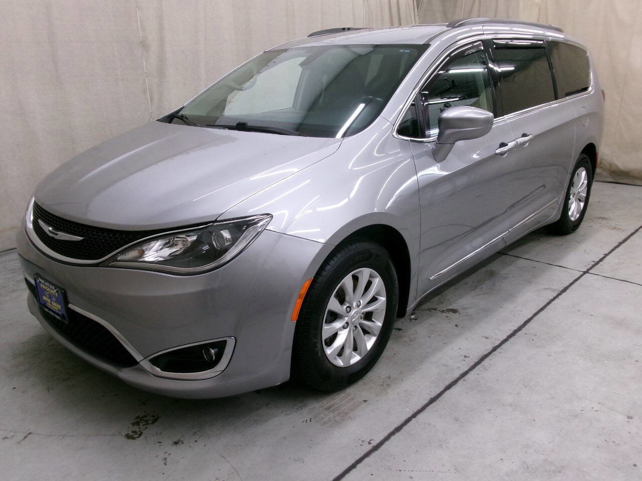 Used 2017 Chrysler Pacifica Touring-L