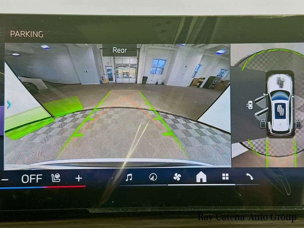 Certified 2024 BMW X5 xDrive50e w/ Premium Package image 14