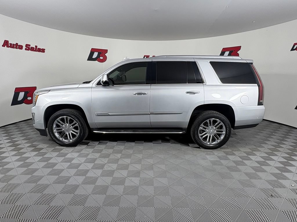 Used 2020 Cadillac Escalade 2WD image 3