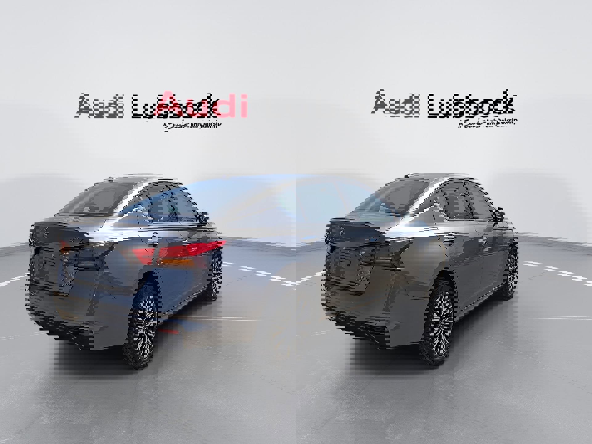 Used 2024 Nissan Altima 2.5 SV AWD/4WD image 8