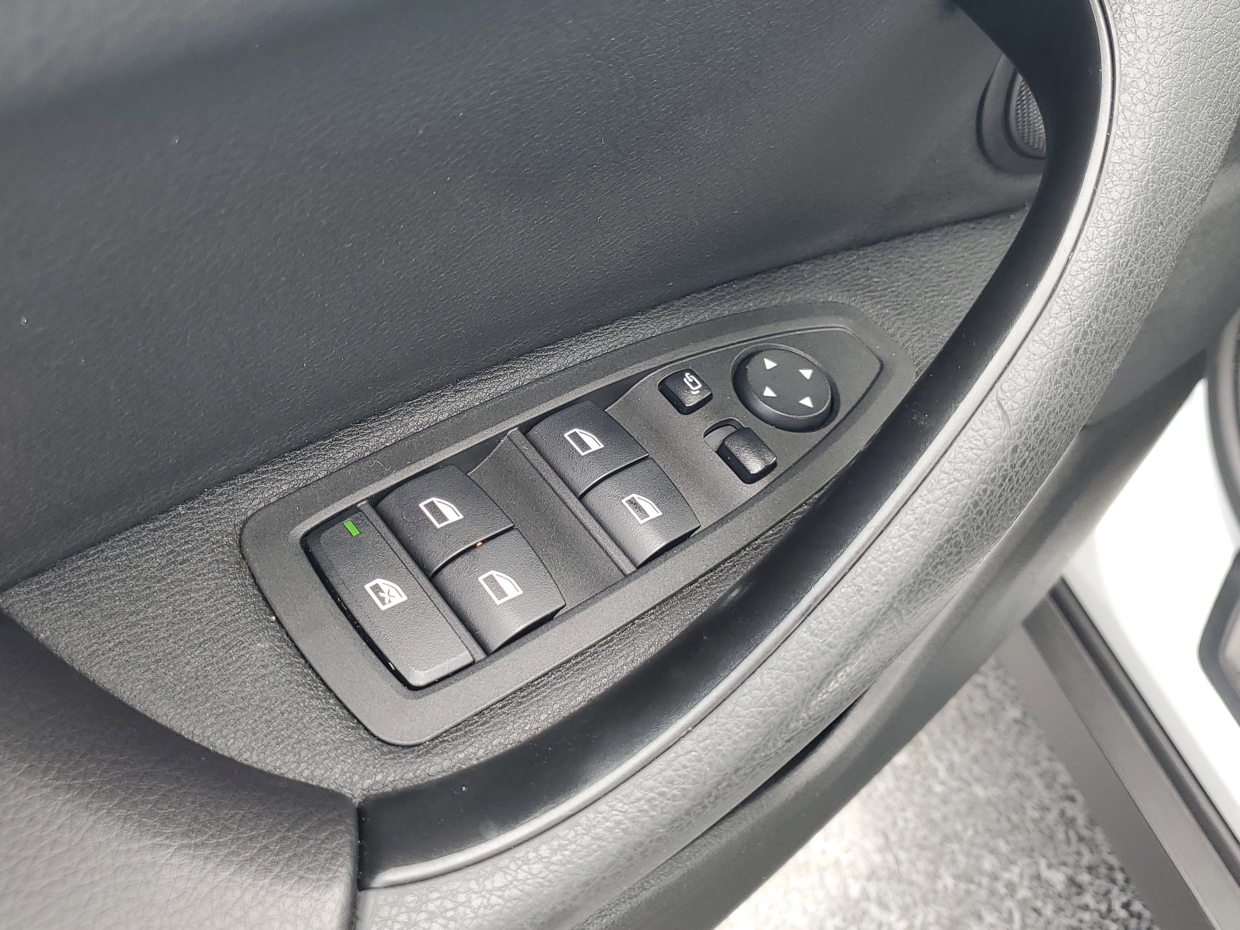 Used 2018 BMW X2 xDrive28i w/ Convenience Package image 21