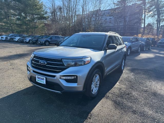 Used 2022 Ford Explorer XLT w/ Equipment Group 202A image 14