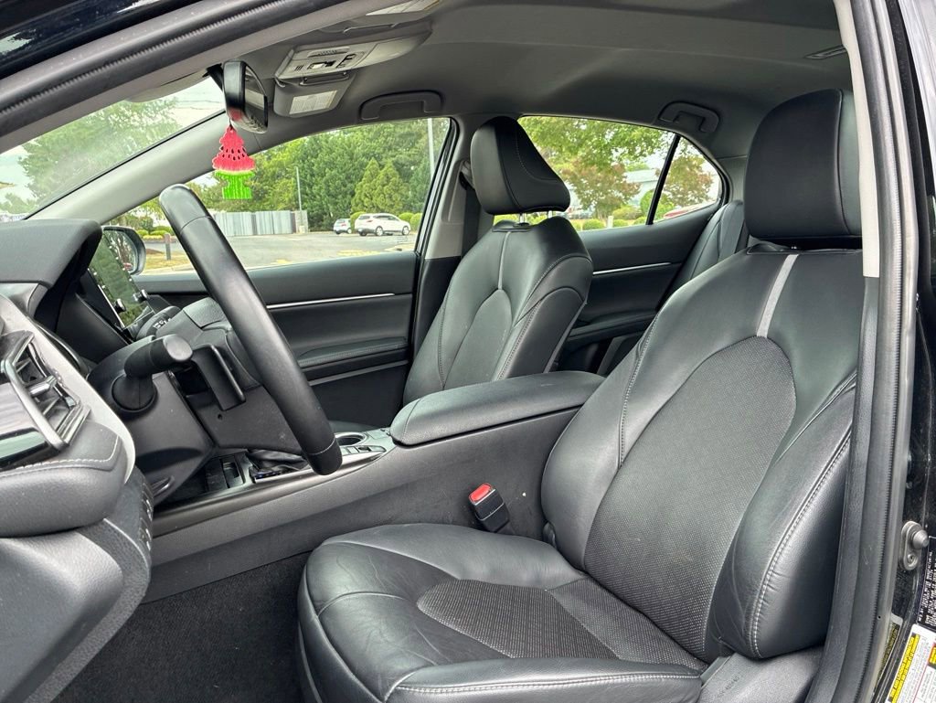 Used 2024 Toyota Camry XSE FWD image 10