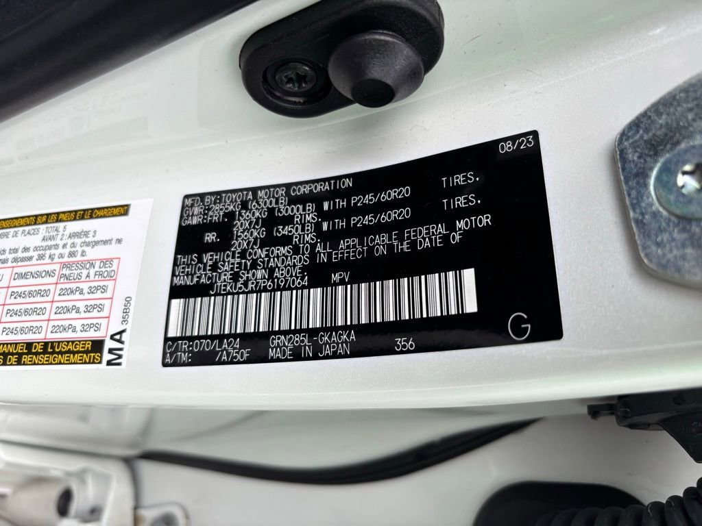 Used 2023 Toyota 4Runner Limited AWD/4WD image 14