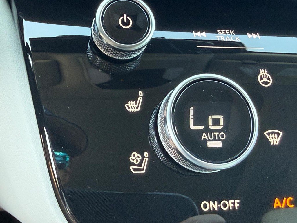 New 2027 INFINITI QX60 Luxe AWD/4WD image 18