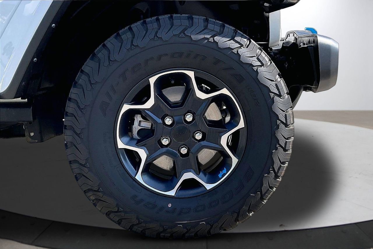 Certified 2023 Jeep Wrangler Unlimited Rubicon 4xe w/ Cold Weather Group image 34