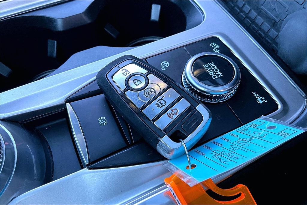 Used 2020 Ford Explorer ST image 11