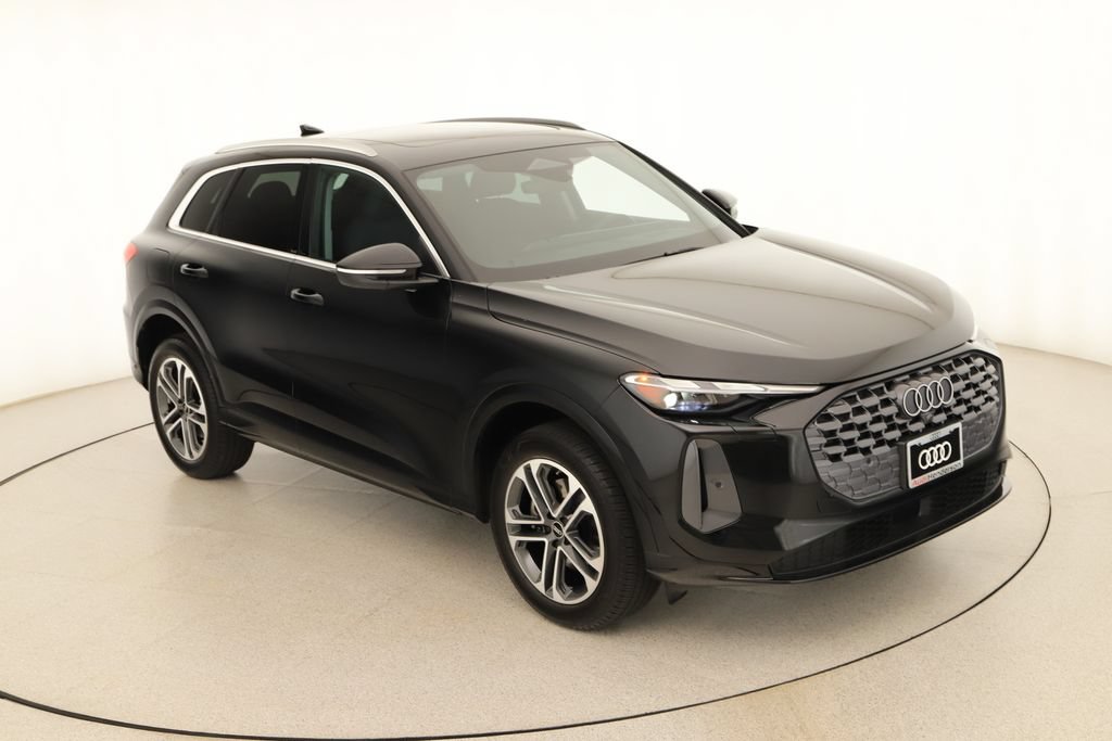 Certified 2025 Audi Q5 Premium AWD/4WD image 35