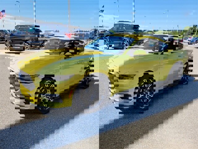 New 2025 Ford Mustang Coupe image 3