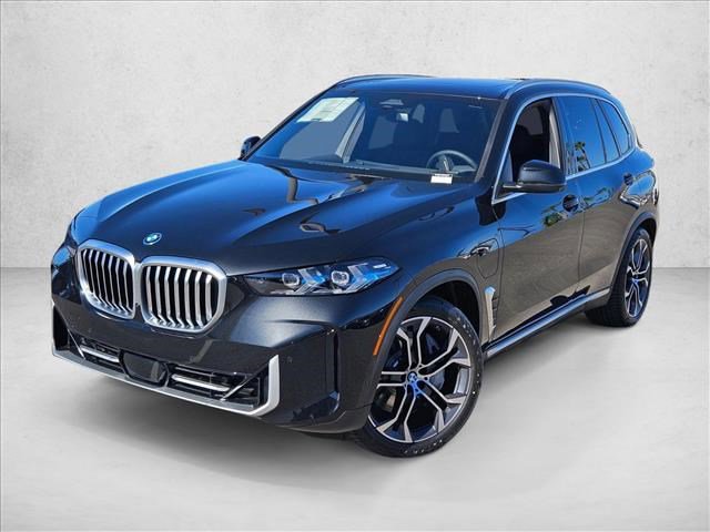 New 2026 BMW X5 xDrive50e w/ Premium Package