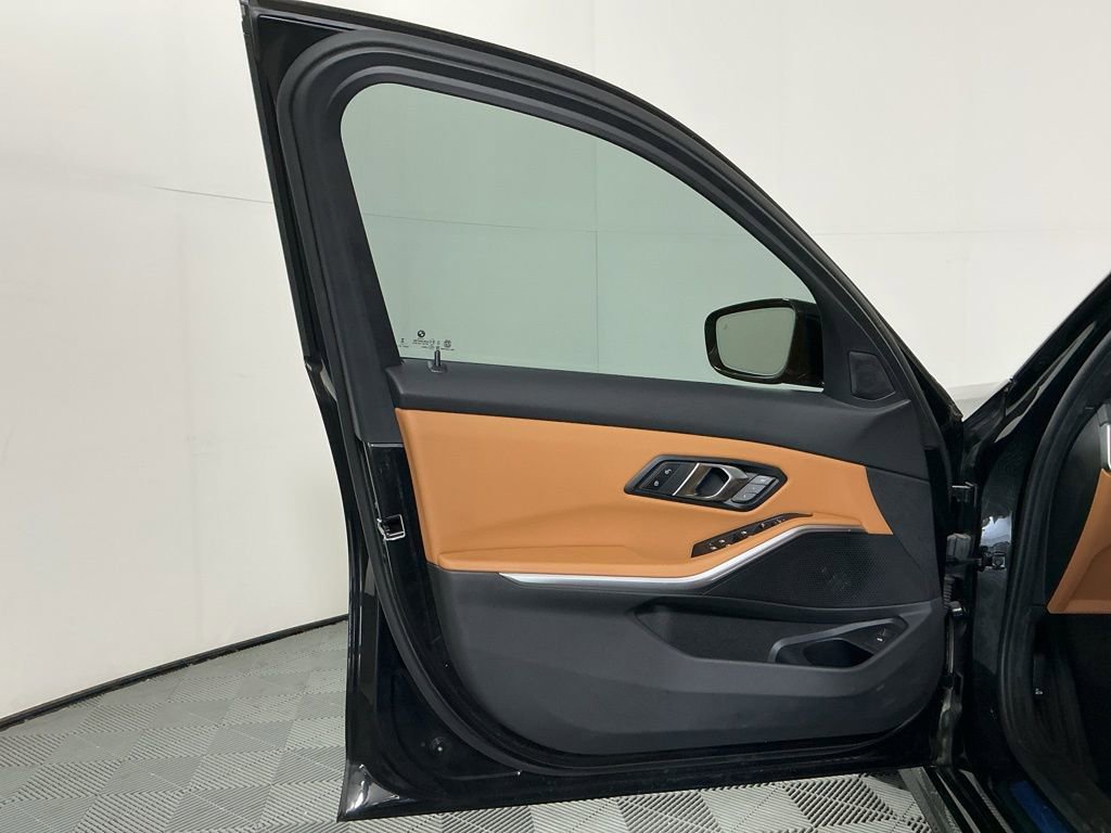 Certified 2024 BMW 330i Sedan w/ Premium Package RWD image 19