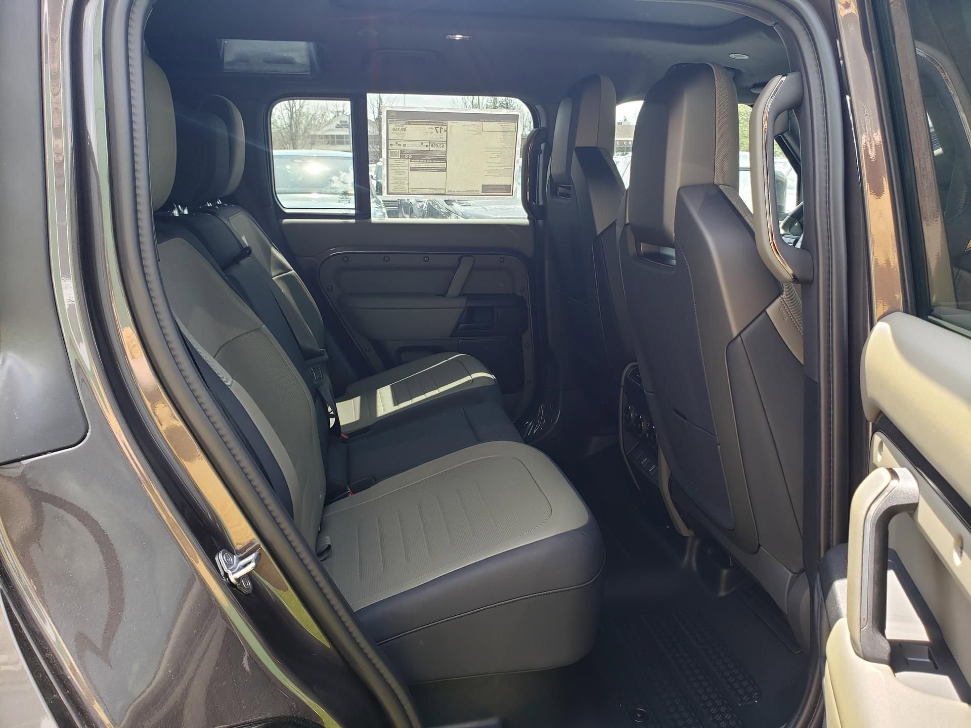 New 2026 Land Rover Defender 110 AWD/4WD image 15