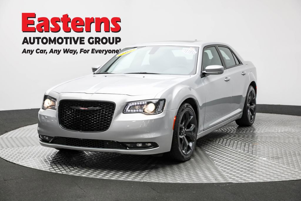 Used 2023 Chrysler 300 S image 1