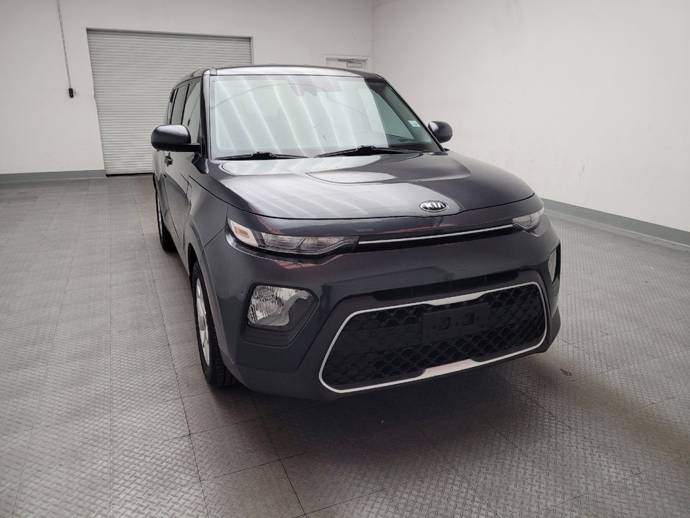 Used 2020 Kia Soul S FWD image 14