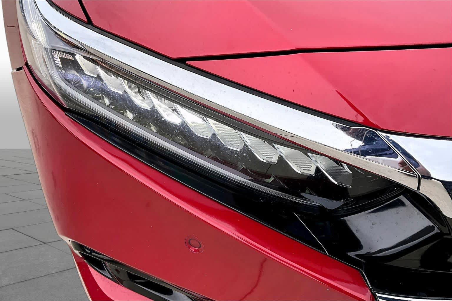 Used 2021 Honda Accord Touring image 28