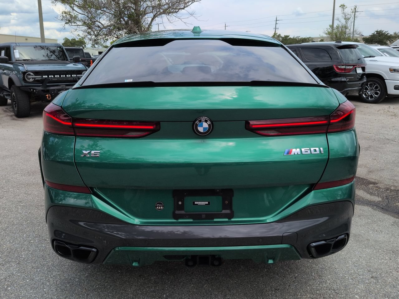 Used 2024 BMW X6 M60i w/ M Sport Professional Package AWD/4WD image 6
