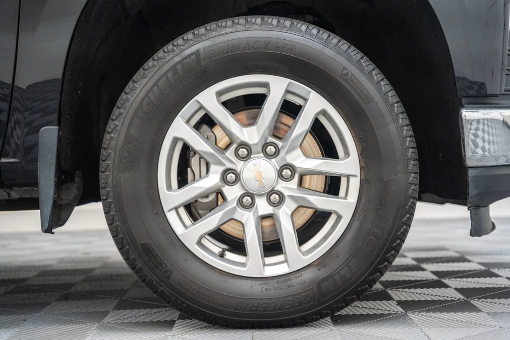 Used 2022 Chevrolet Silverado 1500 LT AWD/4WD image 18