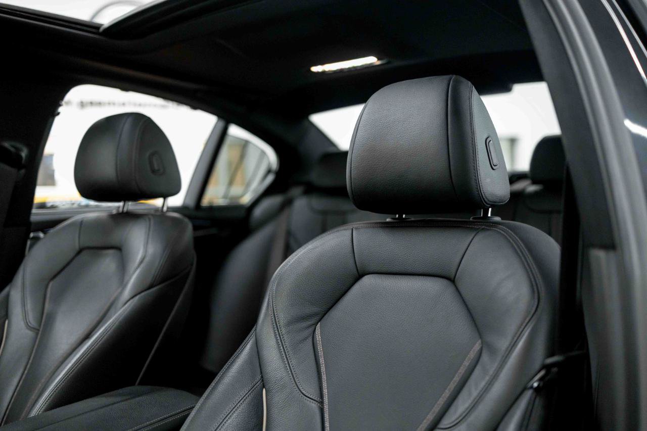 Used 2019 BMW 540i w/ M Sport Package RWD image 43