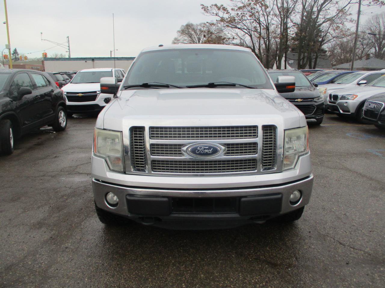 Used 2011 Ford F150 Lariat w/ Lariat Plus Pkg image 2