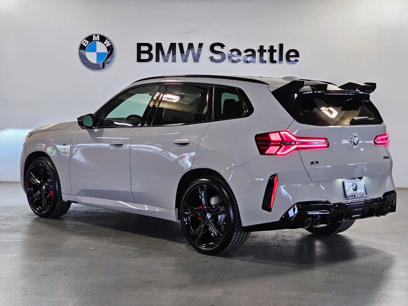 New 2026 BMW X3 M50 w/ Premium Package AWD/4WD image 4