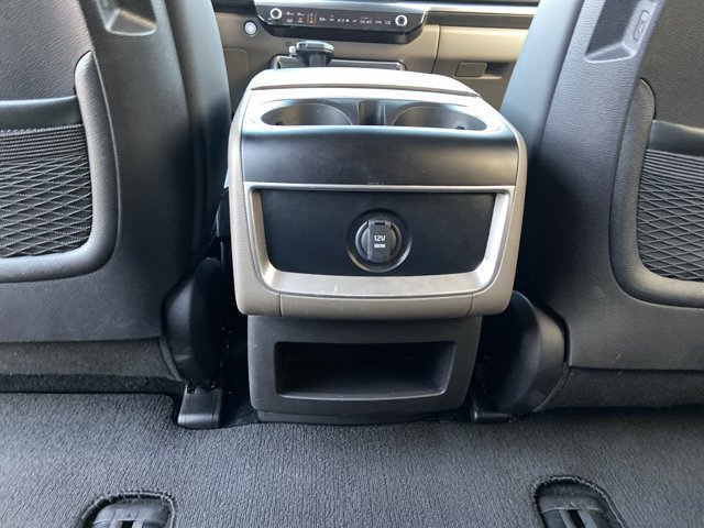 Used 2025 Kia Carnival FWD image 49