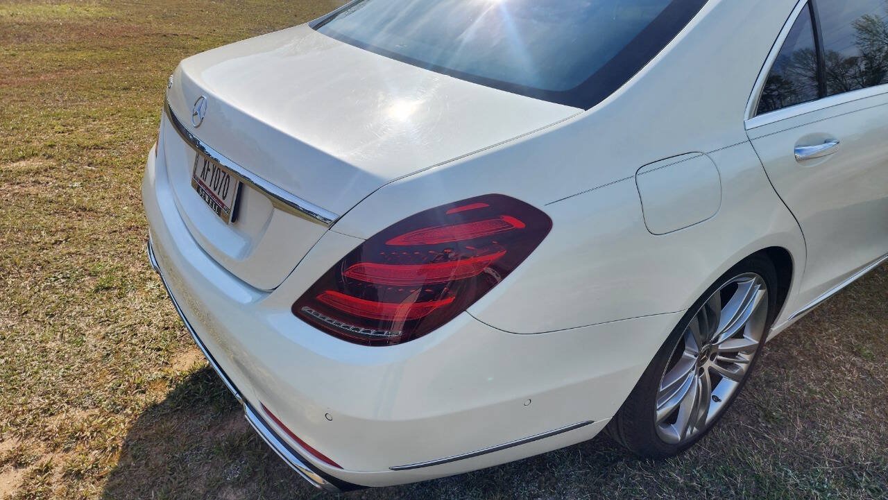 Used 2018 Mercedes-Benz S 560 Sedan image 25
