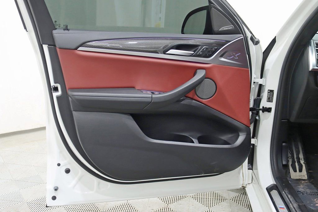 Used 2024 BMW X4 M40i w/ Premium Package image 34