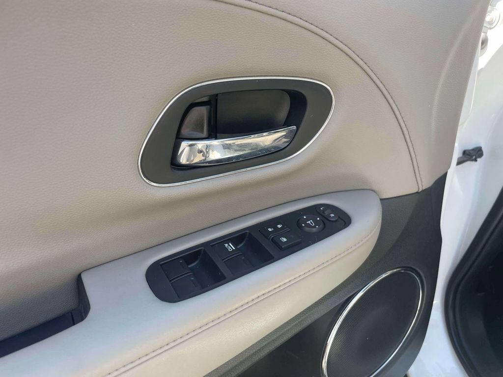 Certified 2018 Honda HR-V EX-L image 18