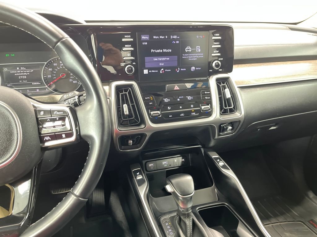 Used 2021 Kia Sorento EX image 18
