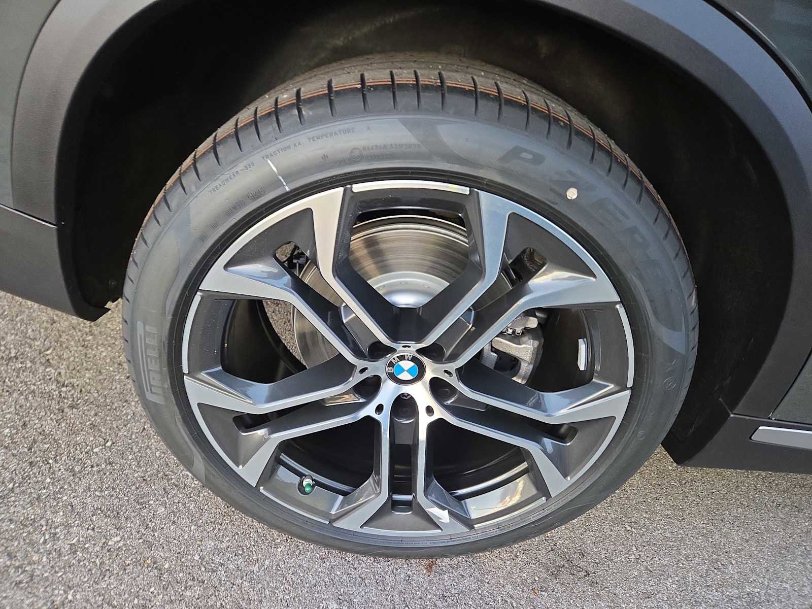 New 2026 BMW X5 xDrive40i image 4