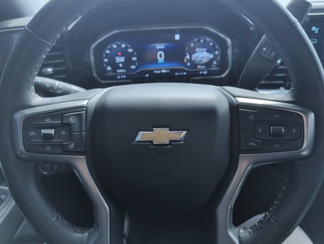 Used 2023 Chevrolet Silverado 1500 LT AWD/4WD image 15