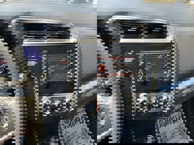 Used 2018 Honda Fit LX image 29