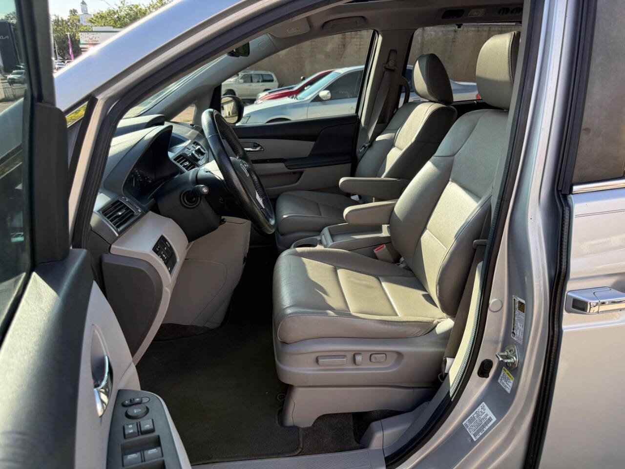 Used 2014 Honda Odyssey EX-L image 4