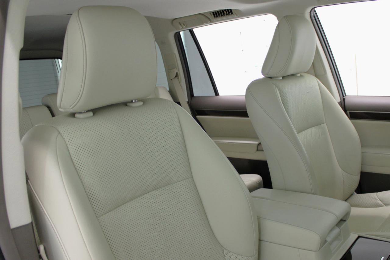 Used 2018 Lexus GX 460 Luxury w/ Preferred Accessory Package image 50