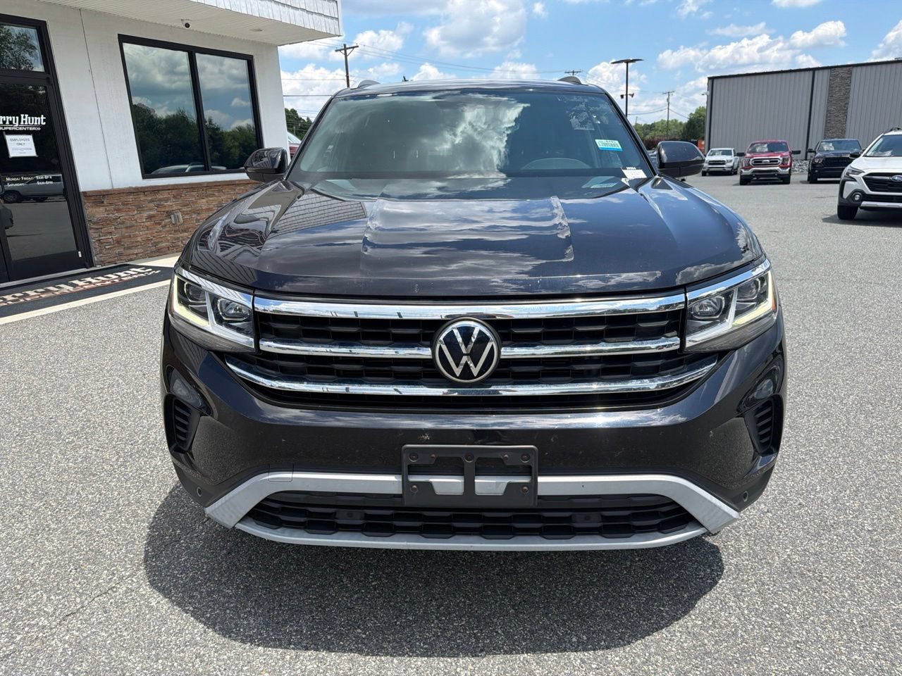 Used 2021 Volkswagen Atlas Cross Sport SE AWD/4WD image 10