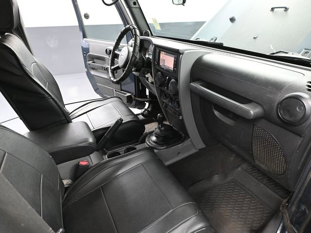 Used 2008 Jeep Wrangler Unlimited Sahara AWD/4WD image 36