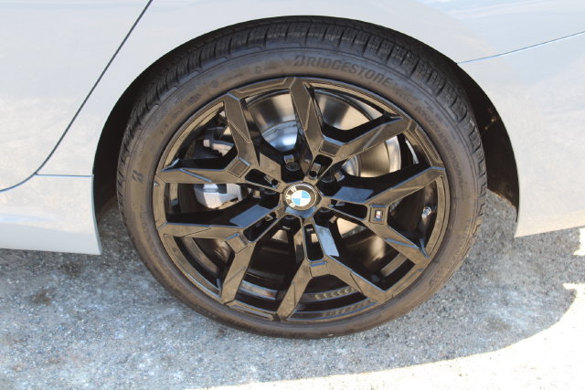 Used 2026 BMW 330i xDrive Sedan AWD/4WD image 11
