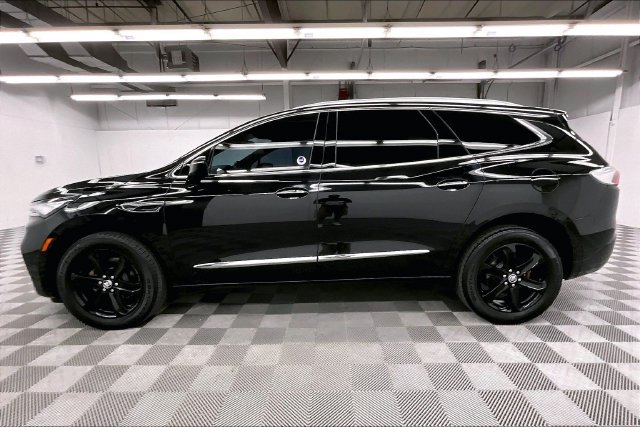 Used 2024 Buick Enclave Essence w/ Sport Touring Edition FWD image 13