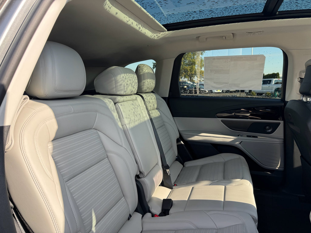 New 2026 Lincoln Nautilus Reserve w/ Jet Appearance Package image 21