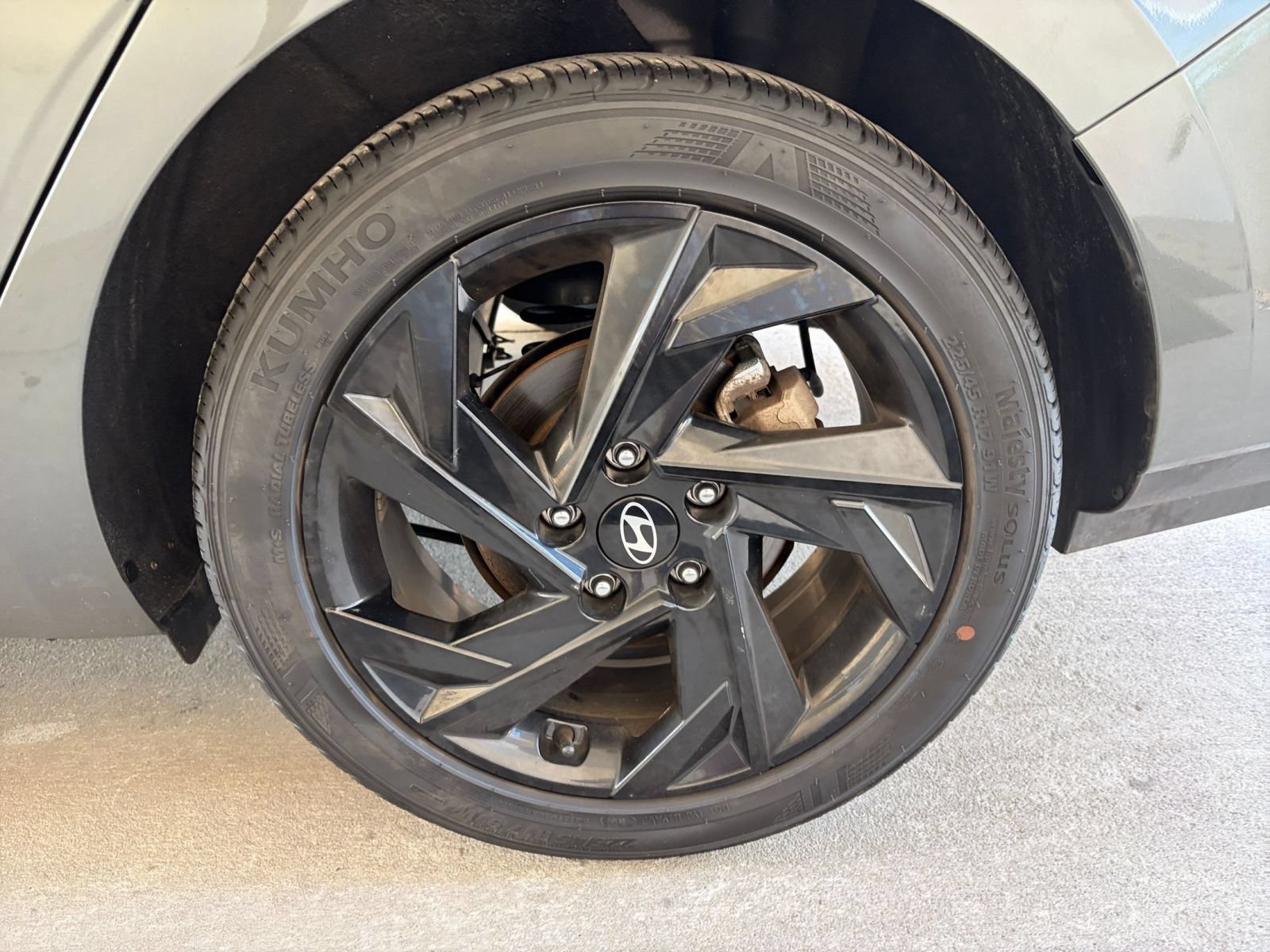 Used 2026 Hyundai Elantra Sport FWD image 29