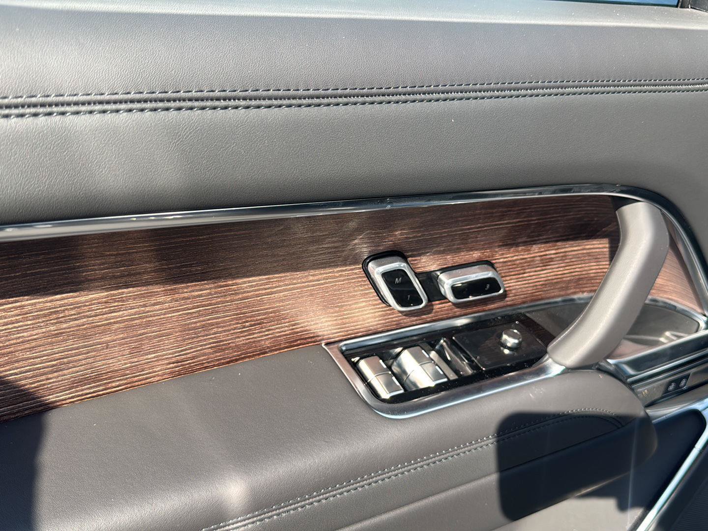 New 2026 Land Rover Range Rover SE AWD/4WD image 26
