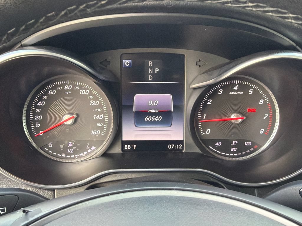 Used 2017 Mercedes-Benz GLC 300 4MATIC image 24