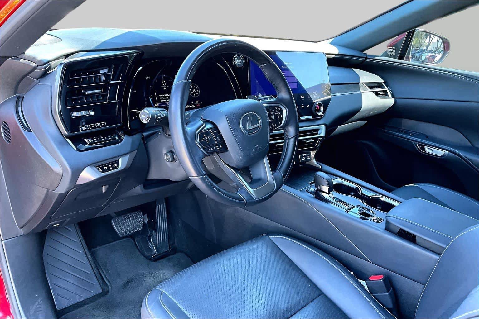 Used 2025 Lexus RX 350 Premium FWD image 18