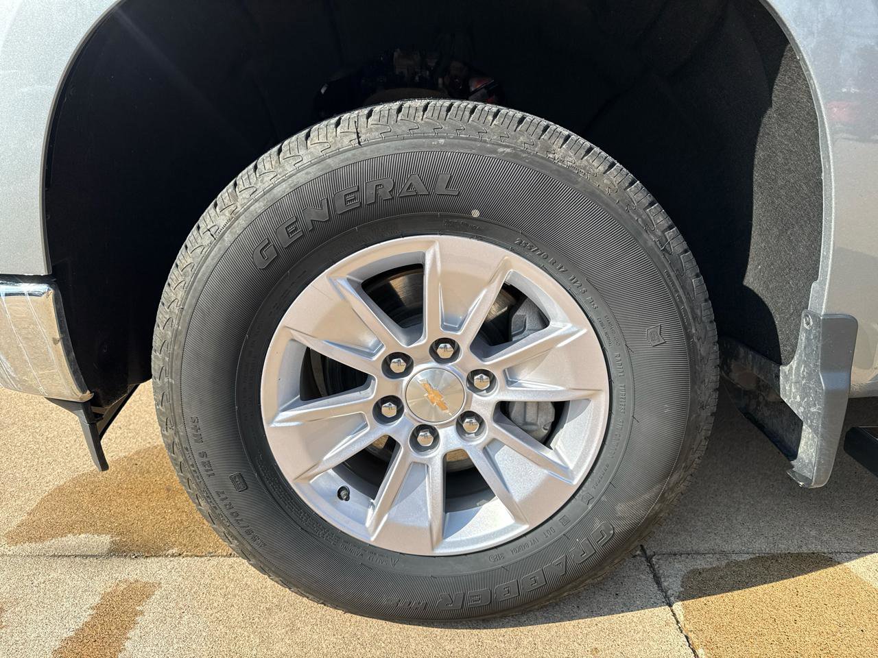 Used 2026 Chevrolet Silverado 1500 LT image 32